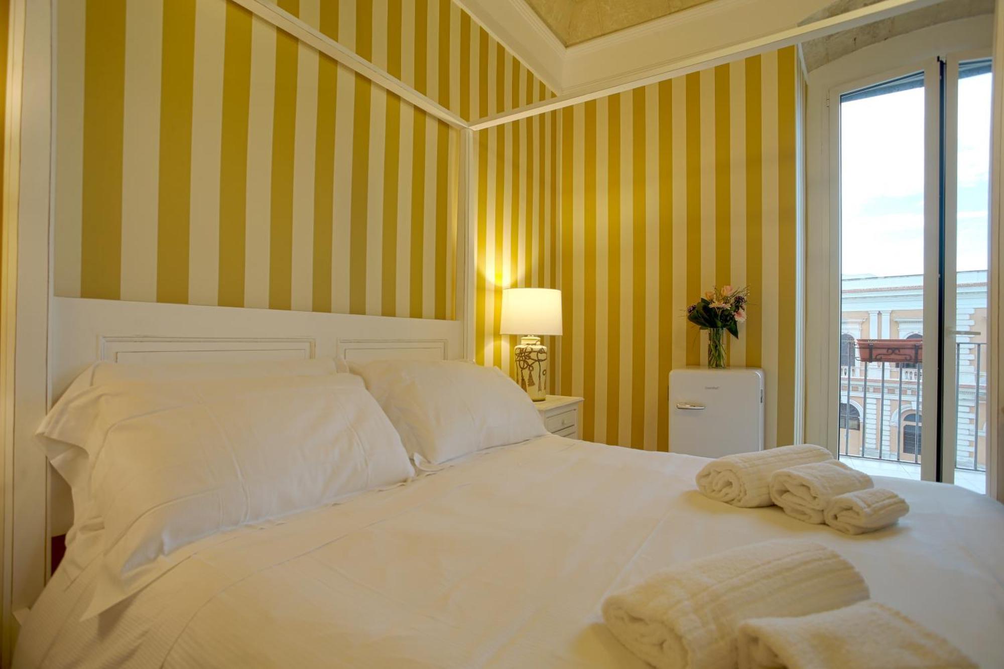 Le Residenze Del Capitano Hotel Bari Eksteriør billede