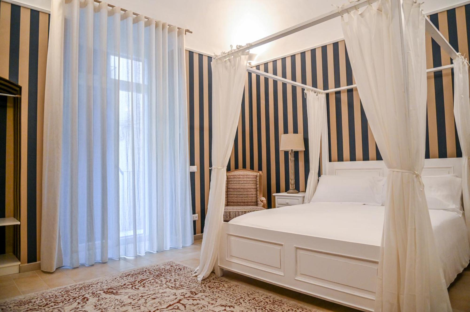 Le Residenze Del Capitano Hotel Bari Eksteriør billede