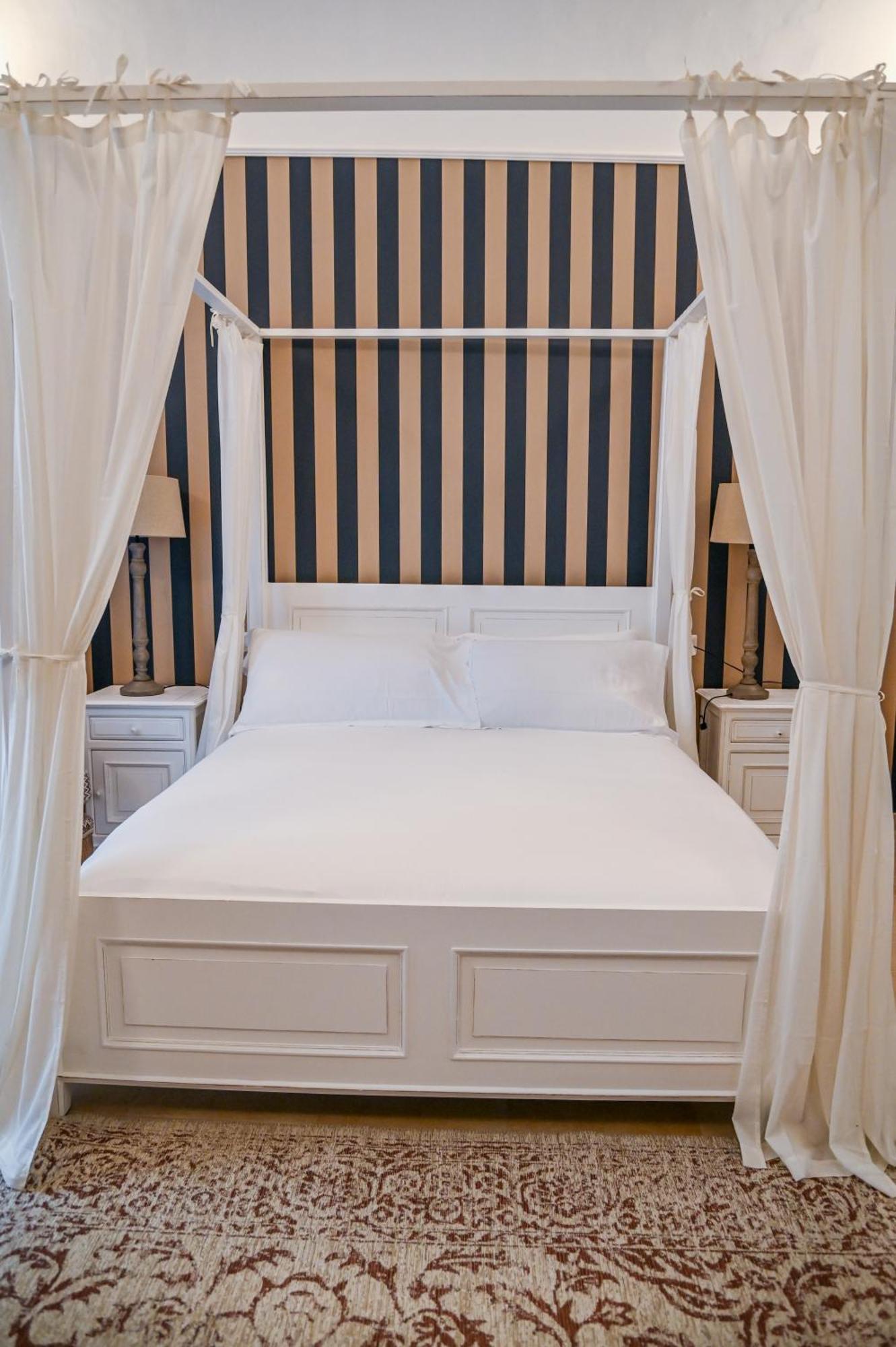 Le Residenze Del Capitano Hotel Bari Eksteriør billede