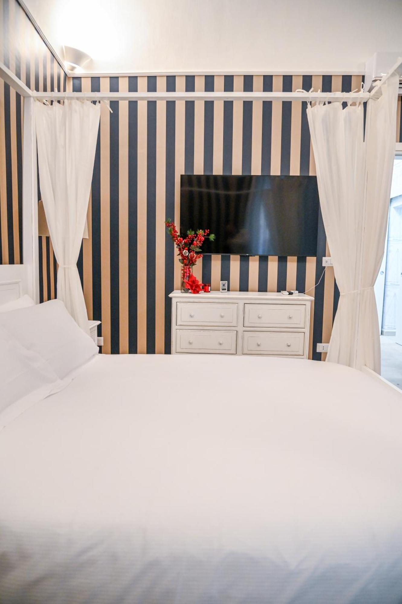 Le Residenze Del Capitano Hotel Bari Eksteriør billede